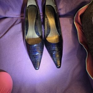 Bandolino Black Crocodile Pattern Heels